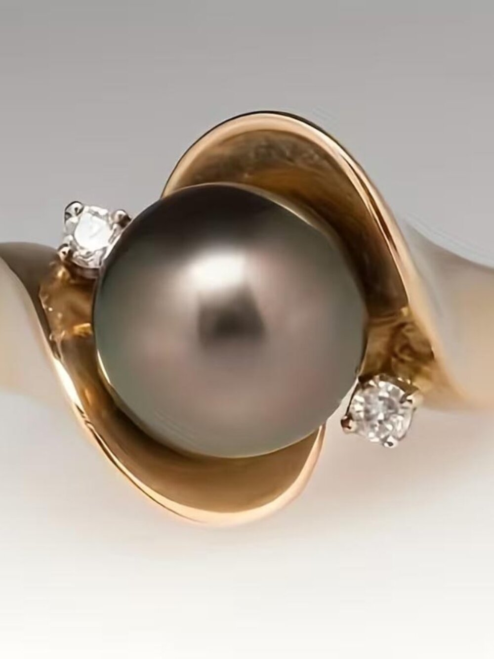 IMPRESSIVE LUSTROUS MASSIVE GREY PERL IN GOLDEN CONTEMPORARY SETTING RING SZ 7 N